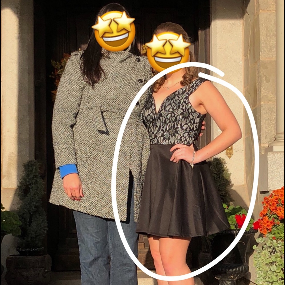 FORMAL/HOMECOMING DRESS